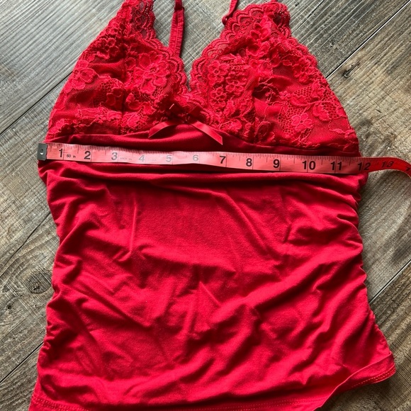 SHEIN Vibrant Red Top - Picture 5 of 6